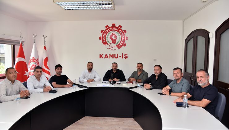Bazı sendikalar Ulaştırma Bakanı Arıklı’ya sorumluluk hissederek istifa etme çağrısında bulundu ..