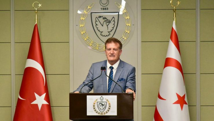 Arıklı, yarın Cumhuriyet Meclisine başvurup dokunulmazlığının kaldırılmasını isteyeceğini duyurdu