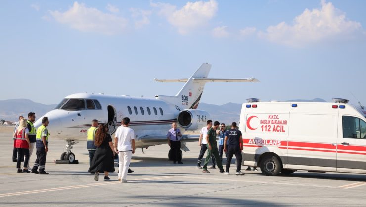 Alabora olan gemiden kurtarılan hamile kadın ambulans uçakla Türkiye’ye gönderildi