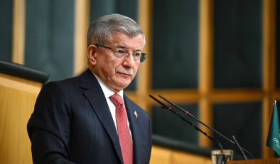 Ahmet Davutoğlu hakkında “Cumhurbaşkanına hakaret” suçundan soruşturma başlatıldı