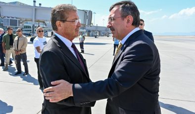 Türkiye Cumhurbaşkanı Yardımcısı Cevdet Yılmaz, taziye ziyareti için KKTC’de