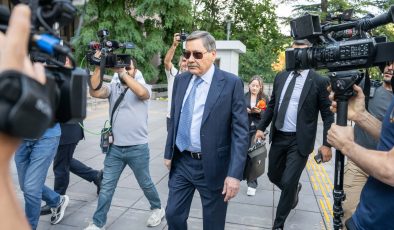 Melih Gökçek ifade vermek için Ankara Adliyesinde