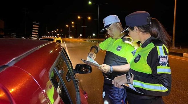 Trafik denetimleri…Bir günde 359 sürücü rapor edildi, 19 araç trafikten men edildi