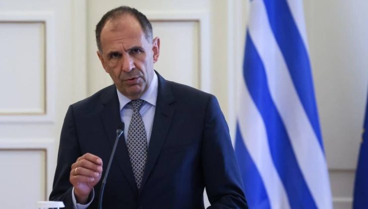 Yunanistan Dışişleri Bakanı Gerapetritis, İsrail ile işbirliğini sürdüreceklerini söyledi