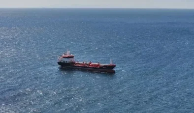 Silivri açıklarında batan gemideki kayıp mürettebatı arama çalışmaları devam ediyor