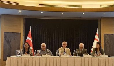 Beşparmak Düşünce Grubu “Neden Egemen Eşitlik ve Eşit Uluslararası Statü?” konulu panel düzenledi