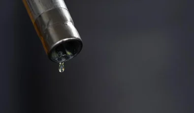 Brent petrol 104,44 dolardan işlem görüyor