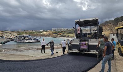 Tatlısu bölgesindeki balıkçı barınağı yolu asfaltlandı