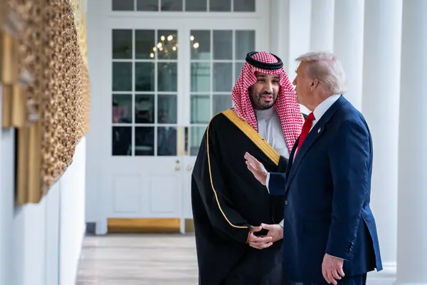 NYT: “Trump, Husilere yönelik hava saldırısı düzenleme kararını erteledi”
