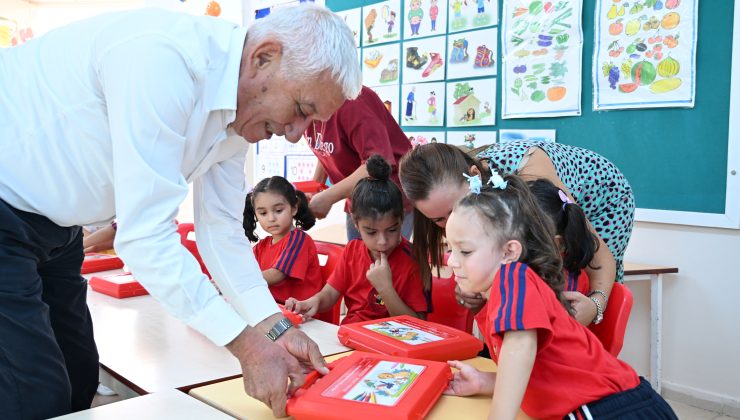 Güzelyurt Belediye Başkanı Özçınar’dan okullara ziyaret