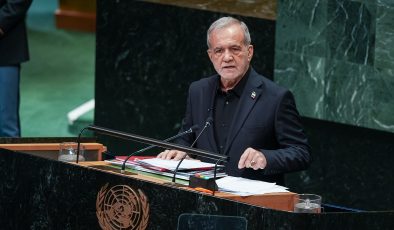 İran Cumhurbaşkanı, BM Genel Kurulu’nda “diplomasiye hazırız ancak savaştan korkmuyoruz” mesajı verdi
