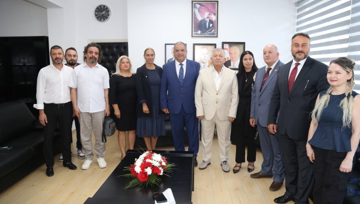 Sucuoğlu, Taekwondo Federasyonu heyetini kabul etti