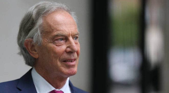 Eski İngiltere Başbakanı Blair’e göre ülkesi 10 yıl içinde AB’ye dönme hedefi için çalışmalı