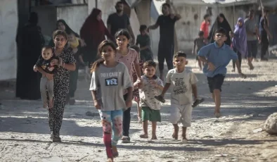 BM: “Dünya genelinde 117 milyon insan yerinden edilmiş durumda”