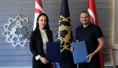 KAÜ ile Lefkoşa Badminton Kulübü arasında iş birliği protokolü imzalandı