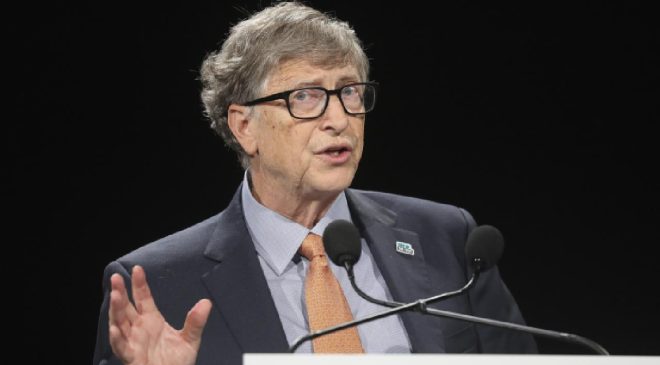 Bill Gates’ten yapay zeka uyarısı: “Milyarca kişinin ölümüne yol açabilir”