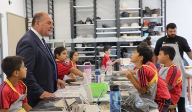 Merkez Değirmenlik SAM’da öğrenciler için bilim ve sanat atölyeleri yeniden başladı