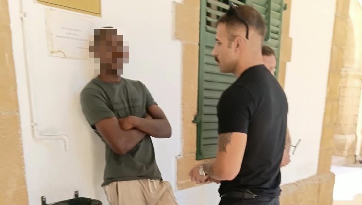 ikamet izinsiz meselesi ile ilgili olarak tutuklanan zanlı N.M.S. mahkeme huzuruna çıkarıldı