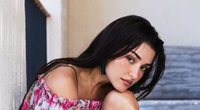 Hande Erçel’den bambaşka bir görünüm! Saçlarını sapsarı yaptı
