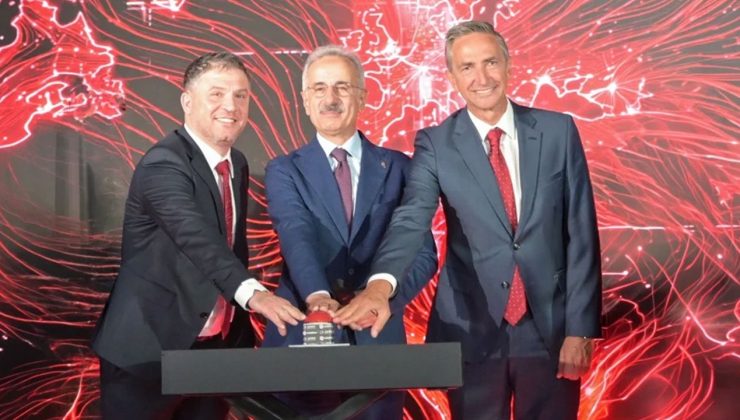 İzmir’e 300 milyon $’lık veri merkezi! Vodafone ve DAMAC Digital’den dev yatırım