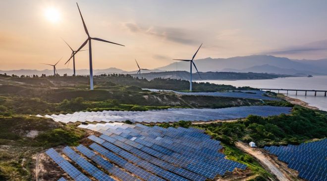 Türkiye’nin elektrik kurulu gücünde yenilenebilirin payı artıyor