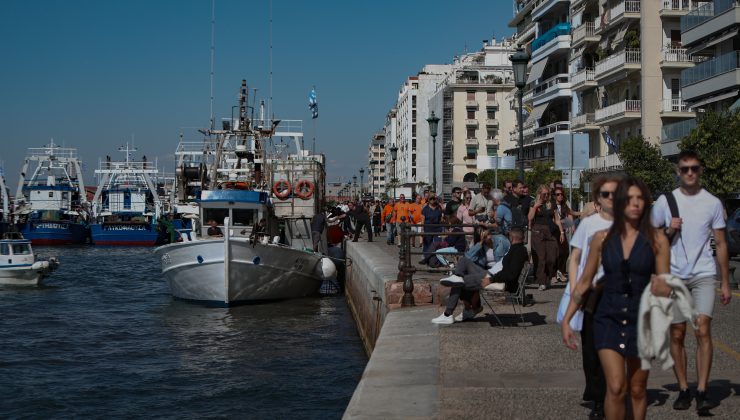 Yunanistan’da balıkçılar artan yakıt maliyetleri nedeniyle iş bıraktı