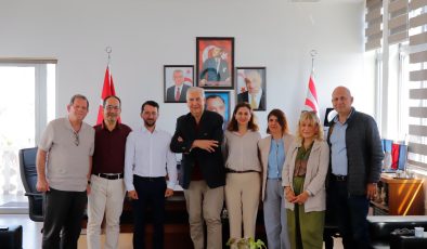 Kıbrıs Türk Pediatri Kurumu, Gazimağusa Belediyesi’ni ziyaret etti