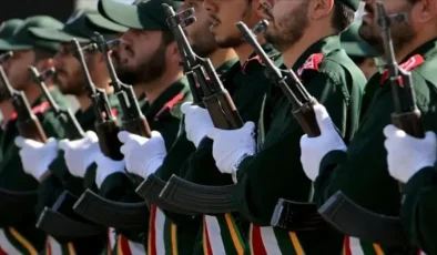İran Devrim Muhafızları: “ABD’nin geçmişten ders çıkarıp İran’ın koşullarını kabul etmesi daha iyi olur”