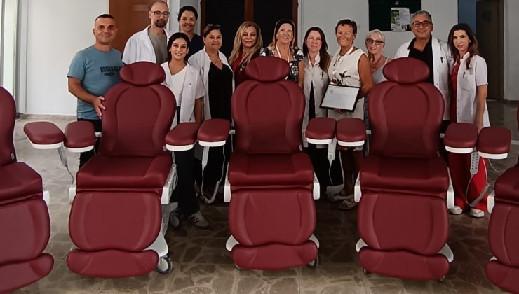 Kuzey Kıbrıs Kanser Yardım Vakfı’ndan devlet hastanelerine destek