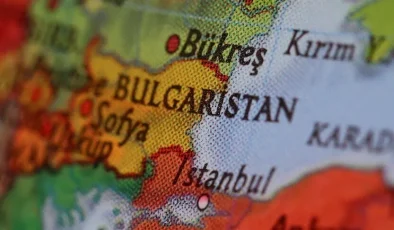 Bulgaristan’ın Karadeniz açıklarında İHA saldırısına uğrayan iki gemiden biri battı