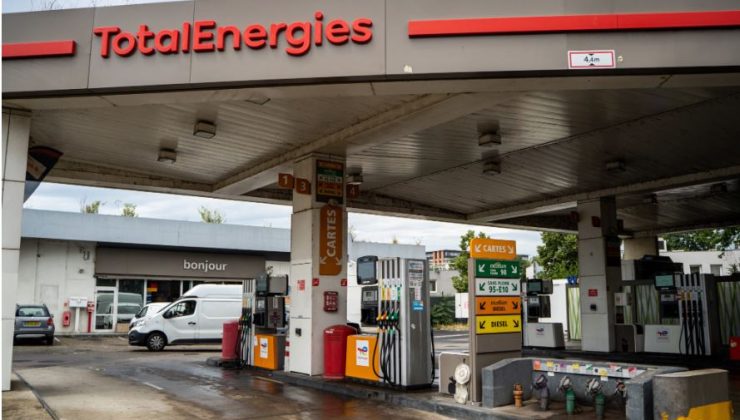 Fransa’da TotalEnergies çalışanları grevde