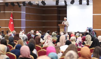 Türkiye Diyanet İşleri Başkanı Arpaguş KKTC’de din görevlileriyle buluştu