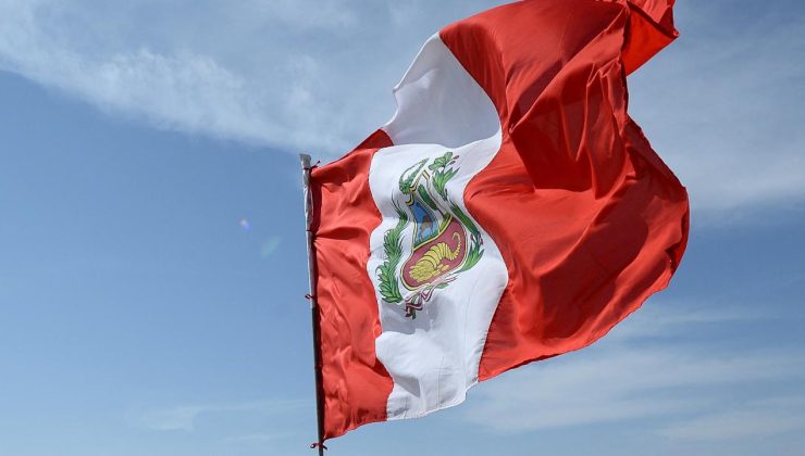 Peru’da sol parti adayı Hitler Mussolini Simeón Flores belediye başkanlığı seçimini kazandı