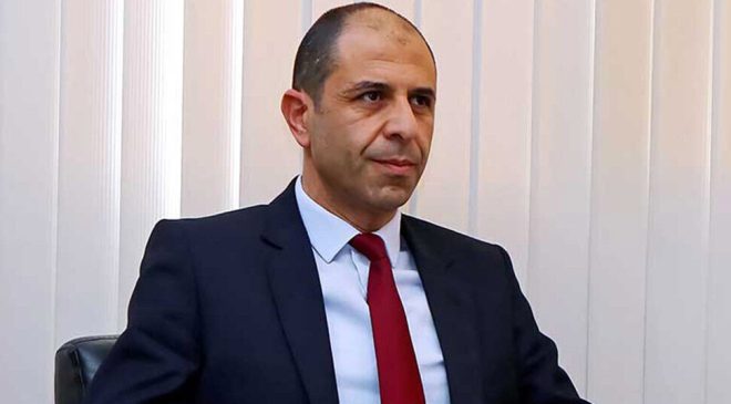 Özersay: “Sosyal medya hesaplarımızı kapatıp sesimizi kısmaya çalışıyorlar”