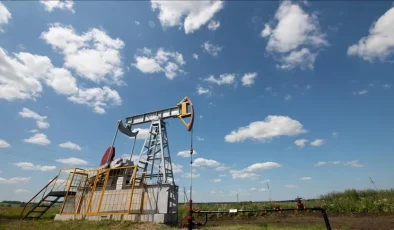 Brent petrol 106,10 dolardan işlem görüyor