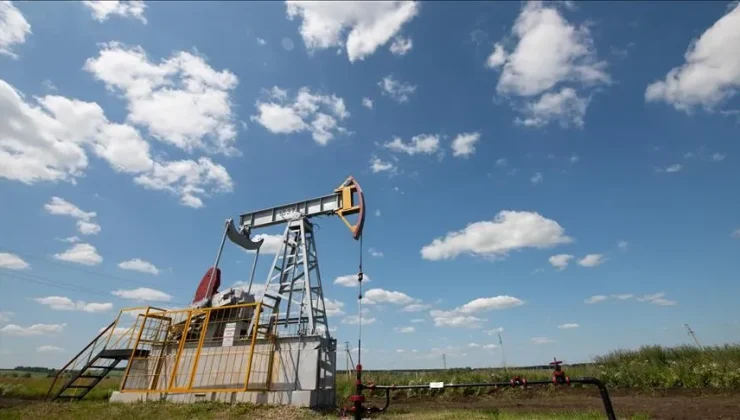 Brent petrol 106,10 dolardan işlem görüyor