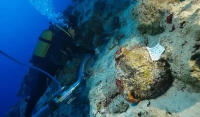 Dünyanın en eski gemi batığı Antalya’da keşfedildi
