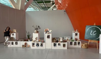 “Sanat İyileştirir” seramik sergisi Ercan Havalimanı’nda açıldı