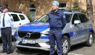 AB sınır ajansı Frontex, sınır dışı edilmiş göçmenlere yönelik destek programını askıya aldı