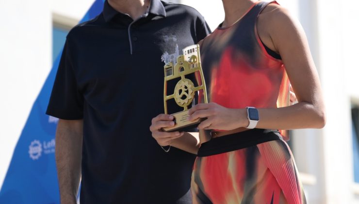 Lefkoşa Maratonunda dereceye girenlere ödülleri verildi