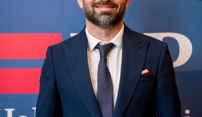 Akbaşak: “Halkın kaybettiği güveni yeniden inşa edeceğiz”