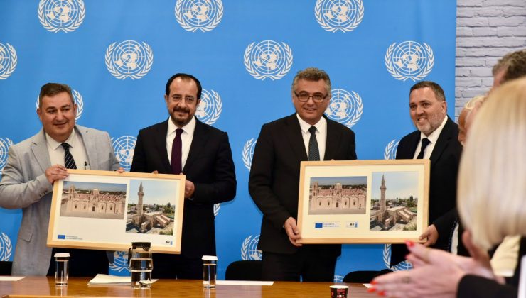 Liderler, iki toplumlu komitelerin temsilcileriyle bir araya geldi