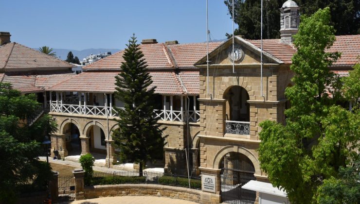 Sahte diploma davasında Fatma Ünal’a 5 yıl hapis… Cemaller: “Bu tür suçlar toplumu huzursuz etti”