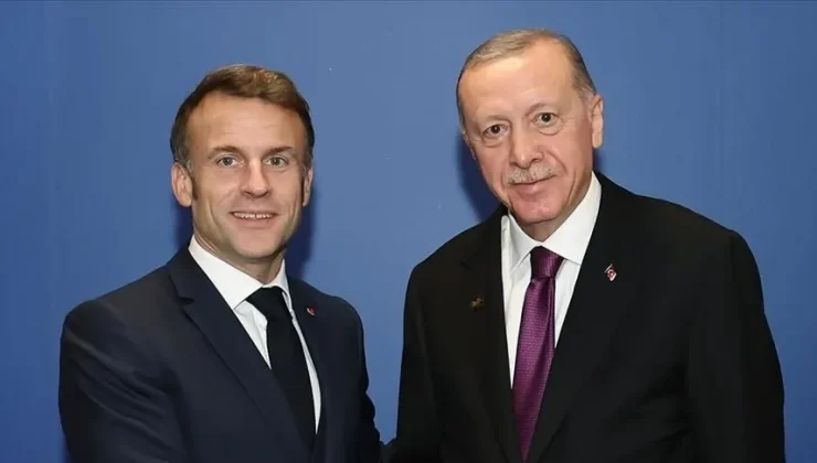 TC Cumhurbaşkanı Erdoğan, Fransa Cumhurbaşkanı Macron ile telefonda görüştü