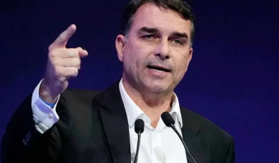 Brezilya’da seçimi kaybeden Bolsonaro ülkeden kaçtı… Lula da Silva: “Utanç verici”