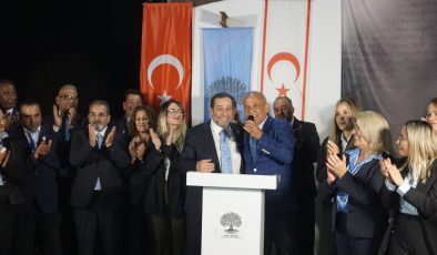 Denktaş: “Reklama çıkacak imkânımız yok ama insan içine çıkacak yüzümüz var”