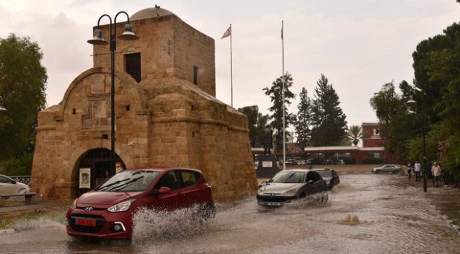 Meteoroloji, yarın saat 12.00’den 17.00’ye kadar kuvvetli yağış uyarısında bulundu