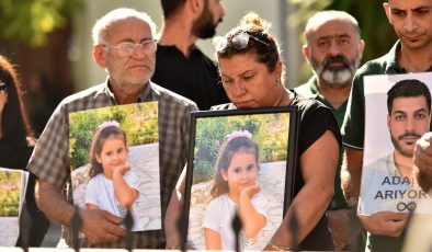 Gemi kazasında yakınlarını kaybeden aileler, Girne Mahkemesi önünde adalet çağrısında bulundu