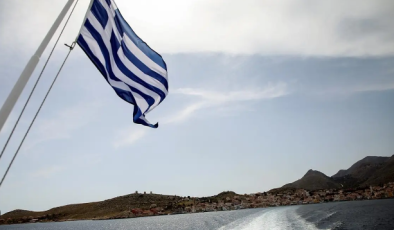 Yunanistan’da liman ve denizcilik çalışanları “savaşa hayır” diyerek greve gitti