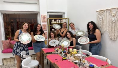 ÇAMURLA BAŞLAYAN HAYAL, SANAT ATÖLYESİNE DÖNÜŞTÜ